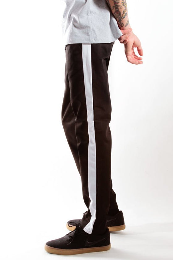 BLACK/WHITE | RACER CHINO - Rustic Dime